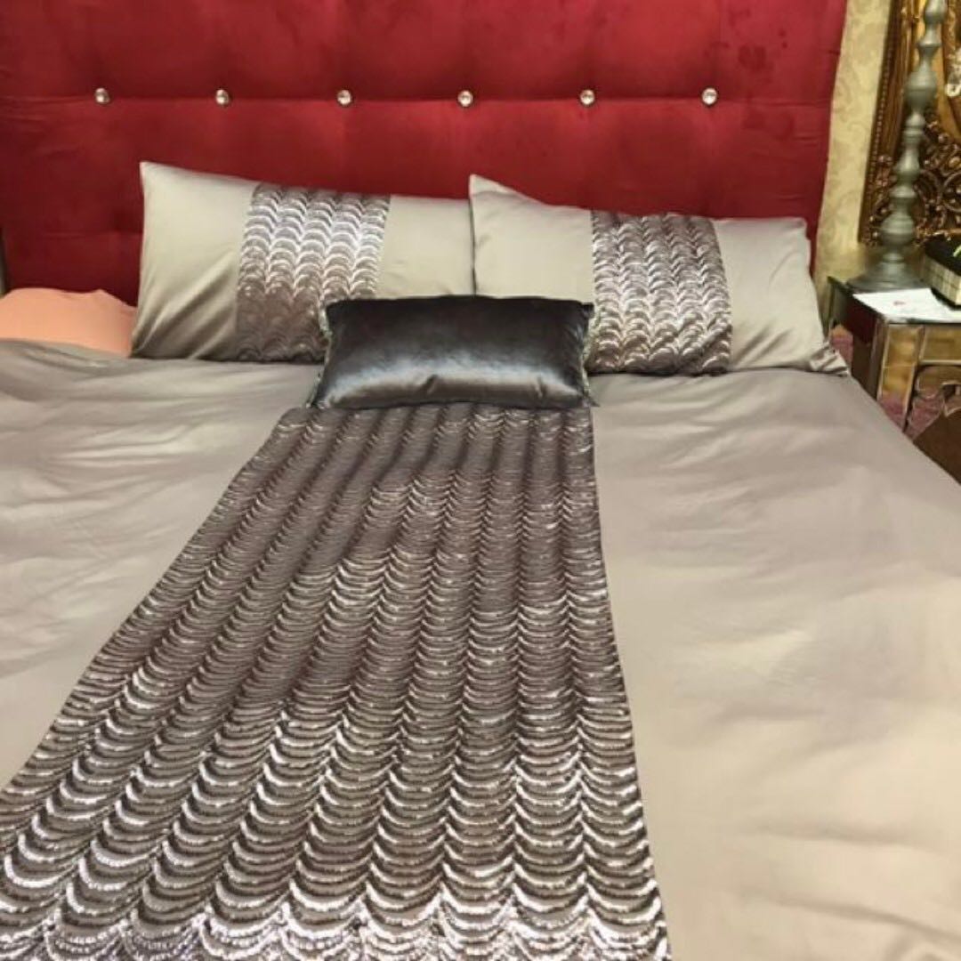 KYLIE MINOGUE BEDDING SET OF 3 1 SUPER KING DUVET & 2 CASES, Furniture