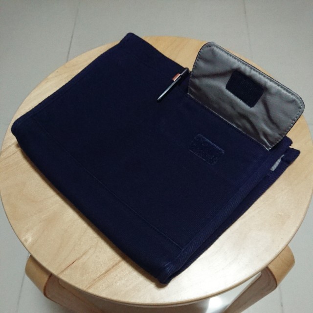 Muji Bag Organizer, Women's Fashion, Bags & Wallets, Purses & Pouches