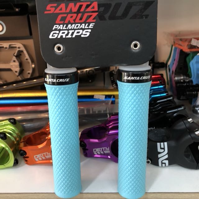 Baby Blue colour Palmdale Grip