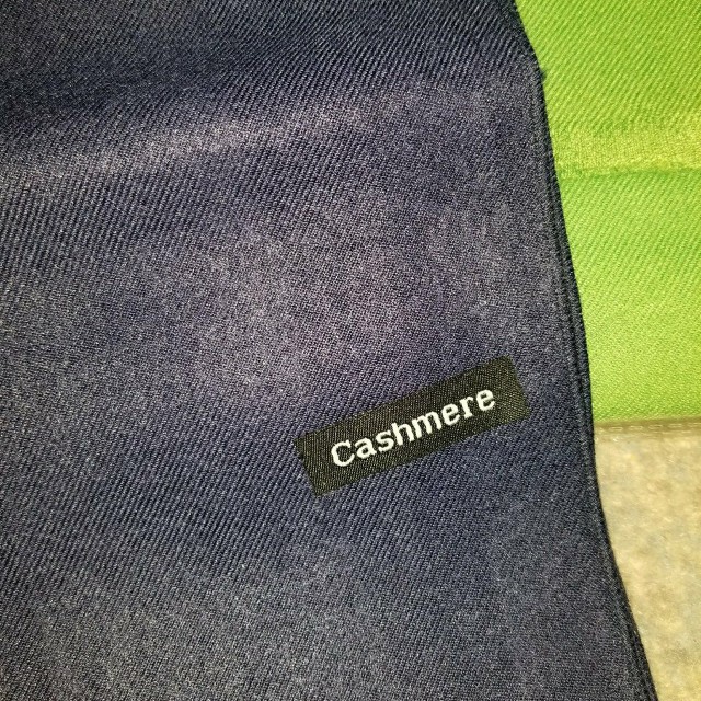 100% Cashmere shaels (Category: Women's Accessories) located in Belmont. Submitted by chrisalexeric (Listing ID 155973716, Image 2). Description: NWT 100% Cashmere. Pic your color or buy more than 1. These retail at over double what I am asking!!!.