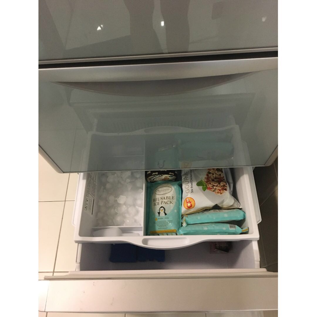 Automatic ice maker refrigerator Hitachi, TV & Home Appliances