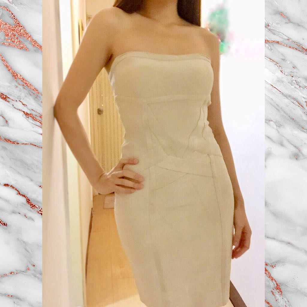 shoulderless short dress