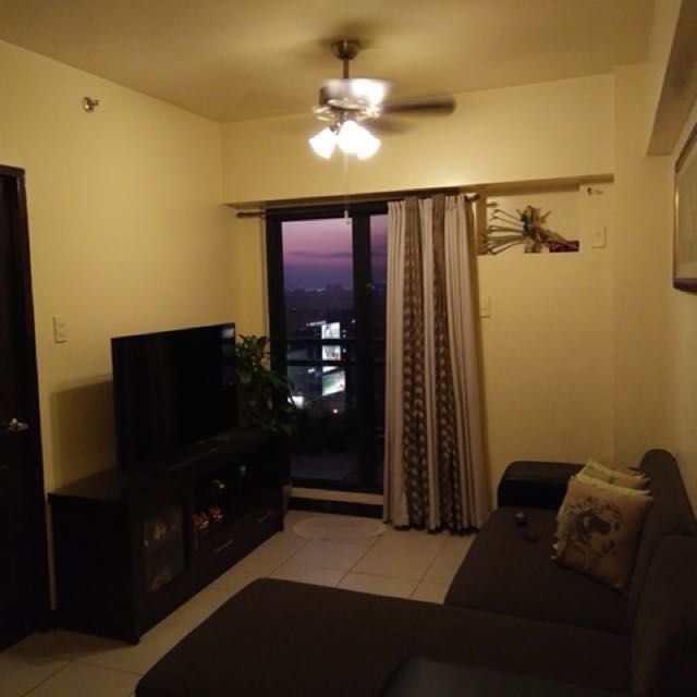Bedspace Condo Sharing for rent 2BR Condo Flair Towers Boni, Property