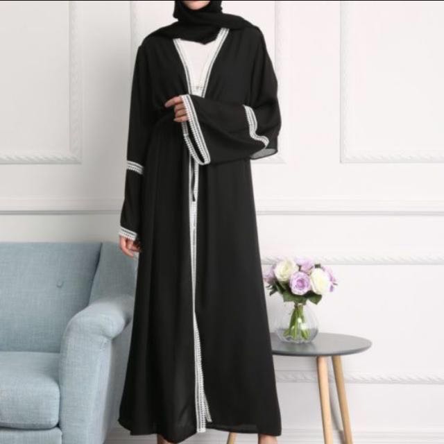 black open abaya