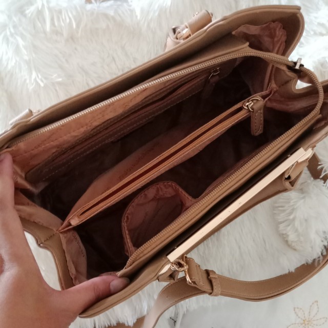 Cbch handbags 2025
