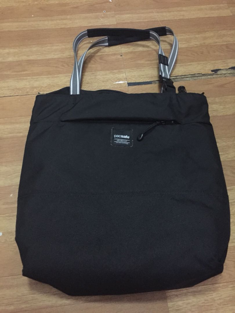 Pacsafe slingsafe lx200 hot sale