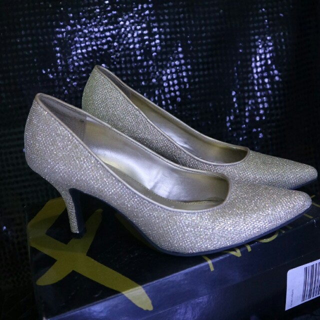 GOLD HEELS LEGIT CONDITION, Fesyen 