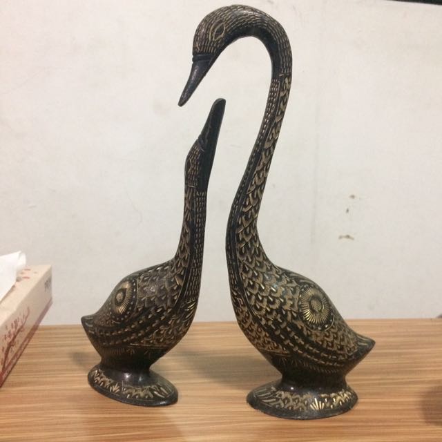 Love birds statue, Furniture, Home Decor on Carousell Love birds statue, Furniture, Home Decor on Carousell