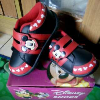 Sepatu anak cowo