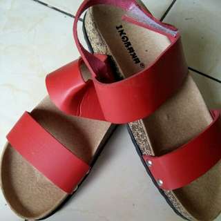 Sandal wanita