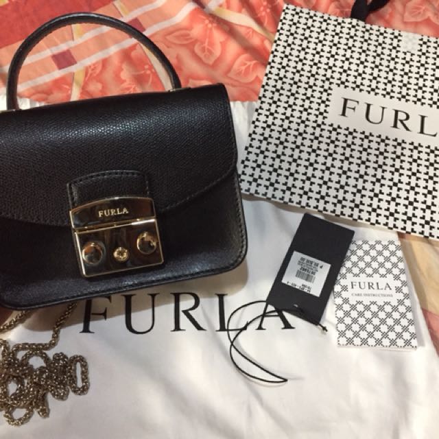 furla metropolis mini black