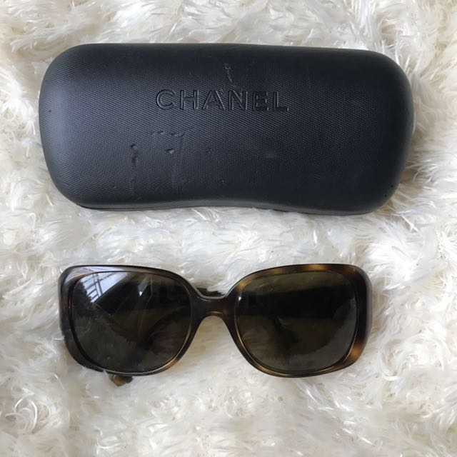 CHANEL Iconic 5101 Art Deco Sunglasses Tortoiseshell Enamel Oversized