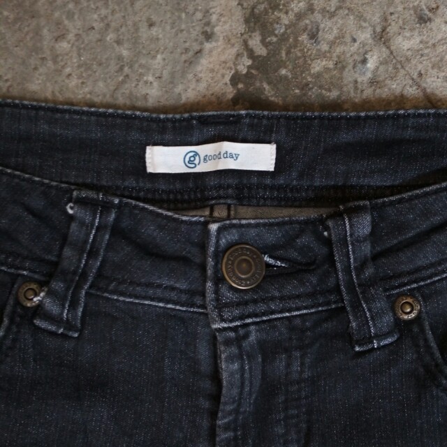GOOD DAY JEANS