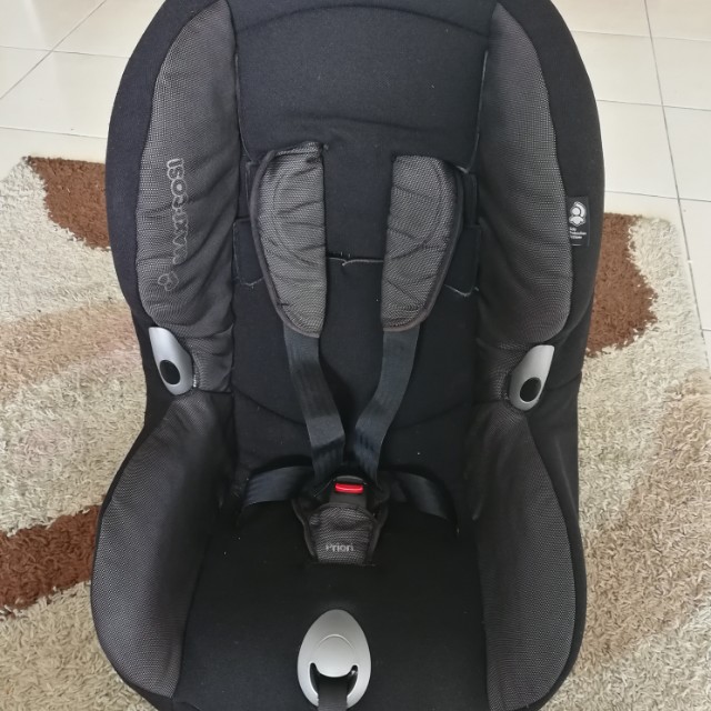 Maxi Cosi Cabriofix Tango Red Car Seat - Velcromag Maxi Cosi Cabriofix Tango Red Car Seat - Velcromag