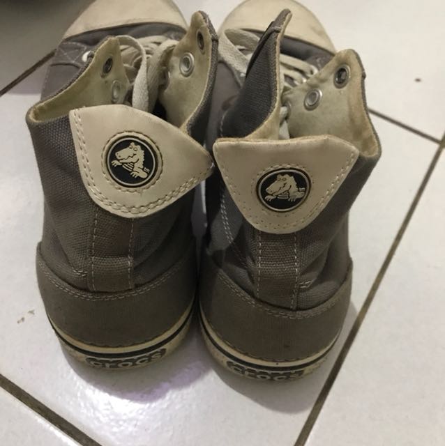 Sepatu high crocs original, Fesyen Pria 