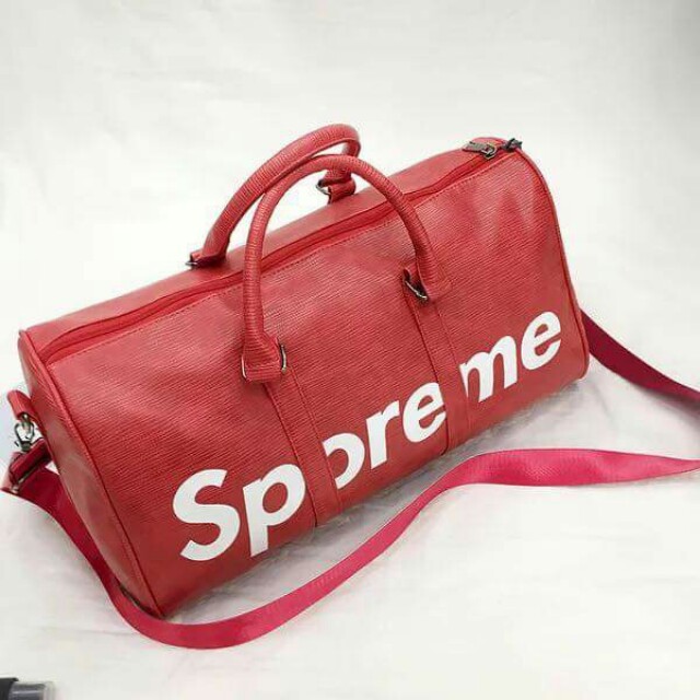 SUPREME TRAVEL BAG, Hobbies & Toys, Travel, Travel Essentials