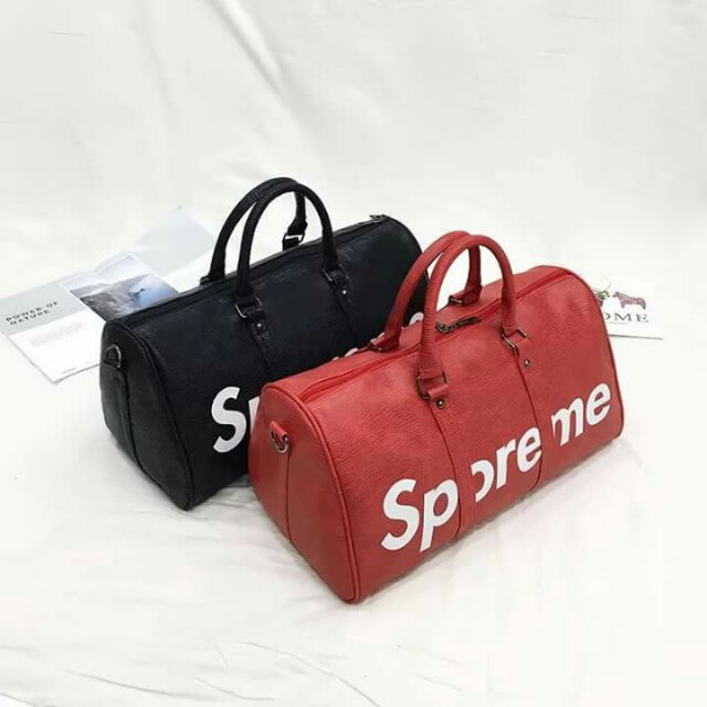 SUPREME TRAVEL BAG Hobbies Toys Travel Travel Essentials