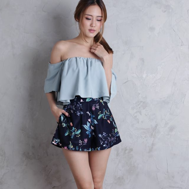TTR Petal Flare Shorts, Women's Fashion 