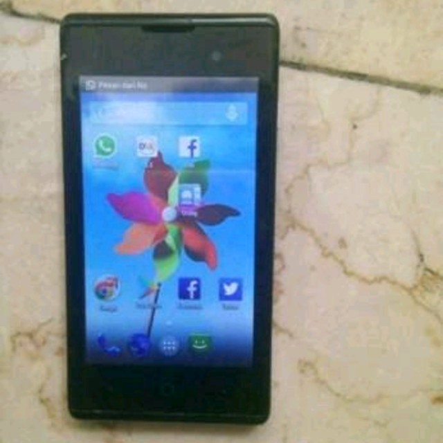 Zte V815w Ex Gojek Telepon Seluler Tablet Di Carousell