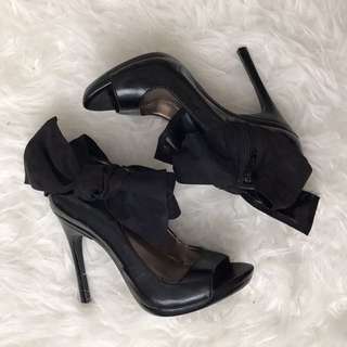 Carlos by Carlos Santana Open Toe Bow Heels