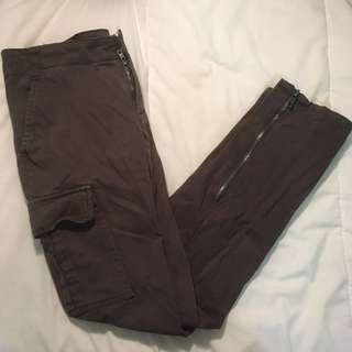 URBAN OUTFITTERS ARMY CARGO PANTS