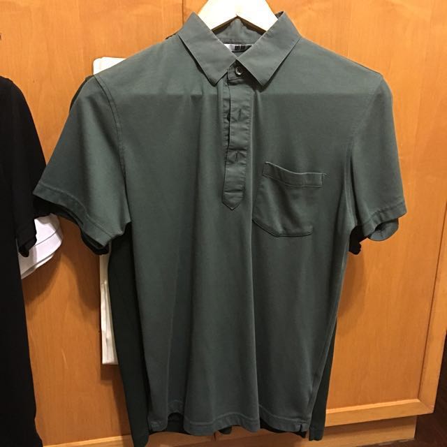 uniqlo golf shirt