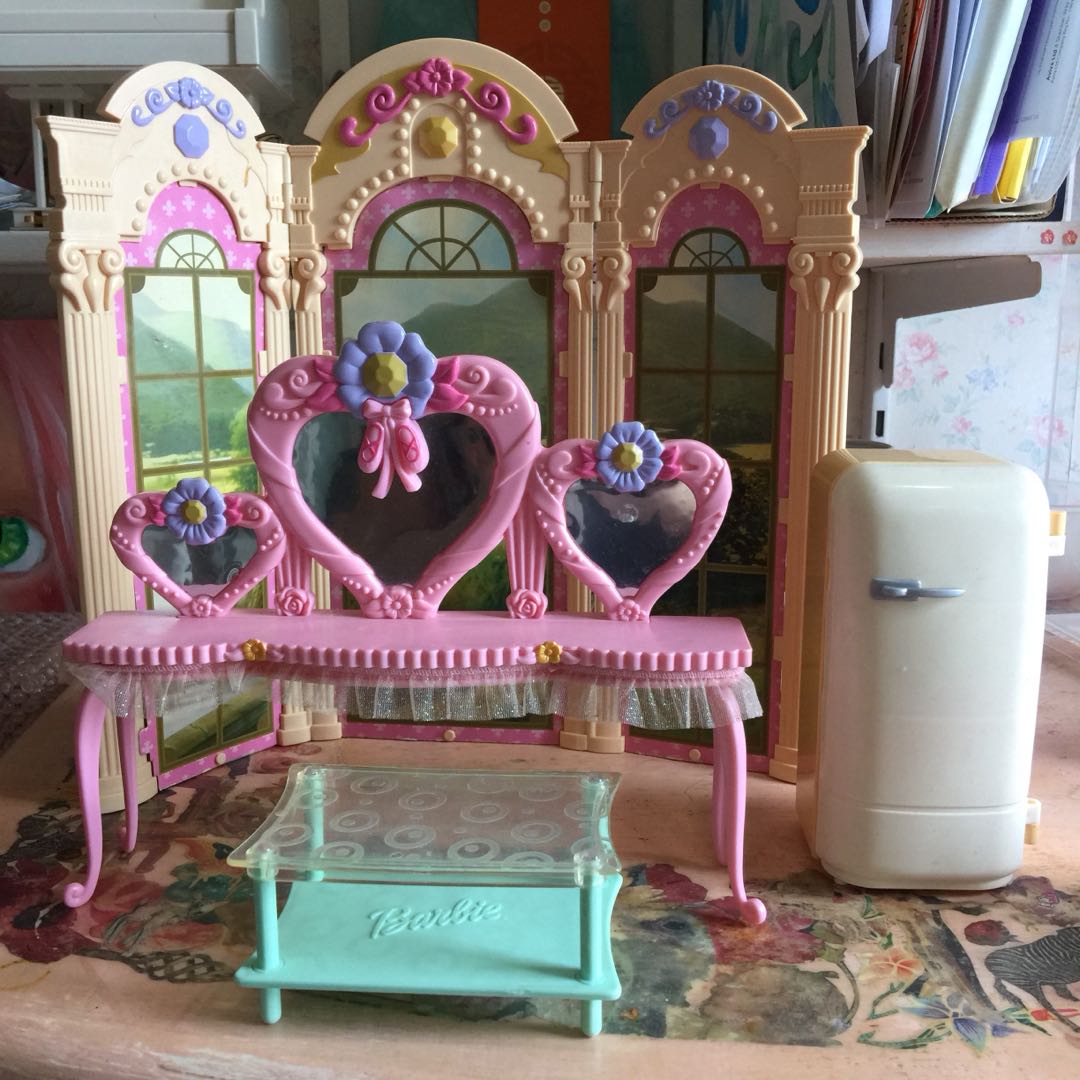 vintage barbie vanity set