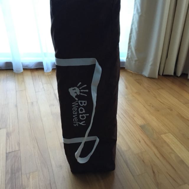 Baby weavers travel cot with carry bag
