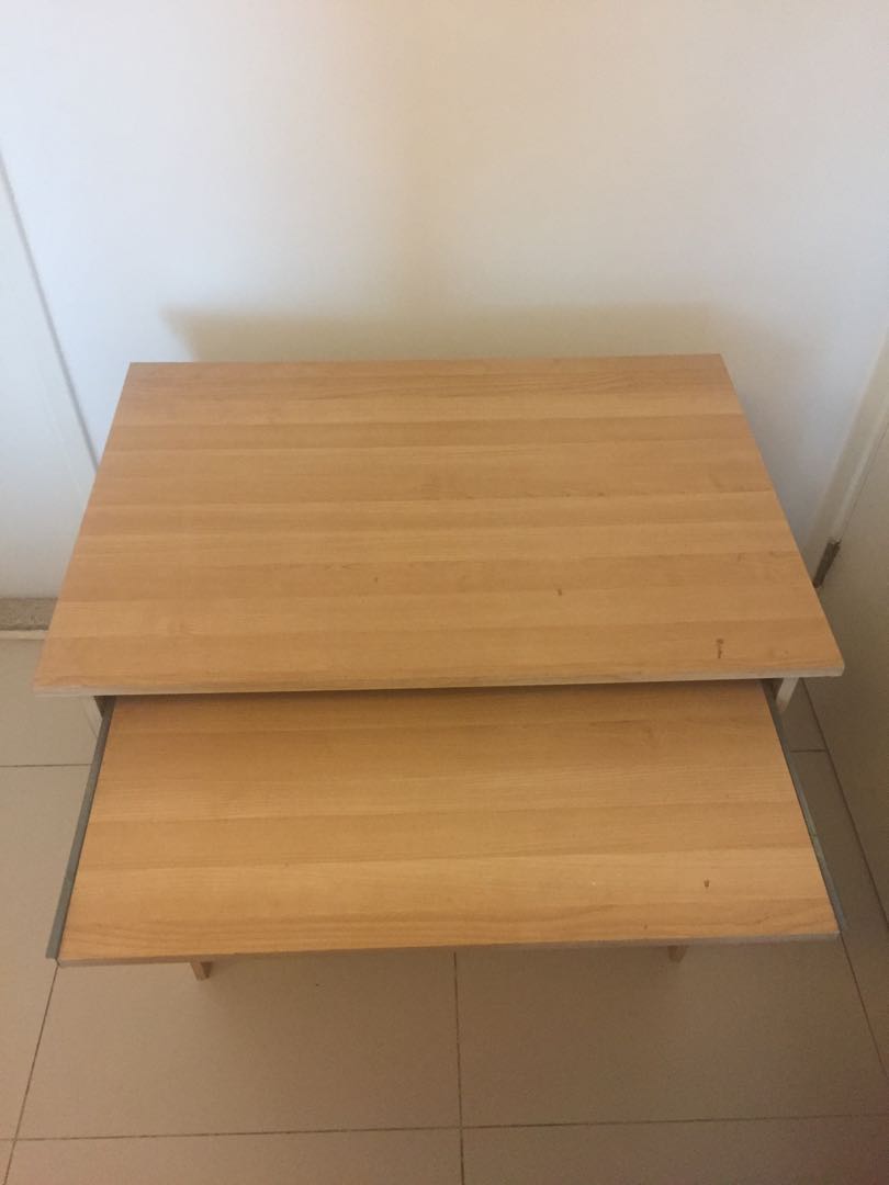 Desk IKEA light wood colour, 傢俬＆家居, 傢俬, 桌子 Carousell