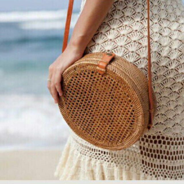 round rattan sling bag