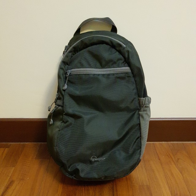 Lowepro StreamLine Sling Camera Bag Slate Grey Men s Fashion Bags Sling Bags on Carousell