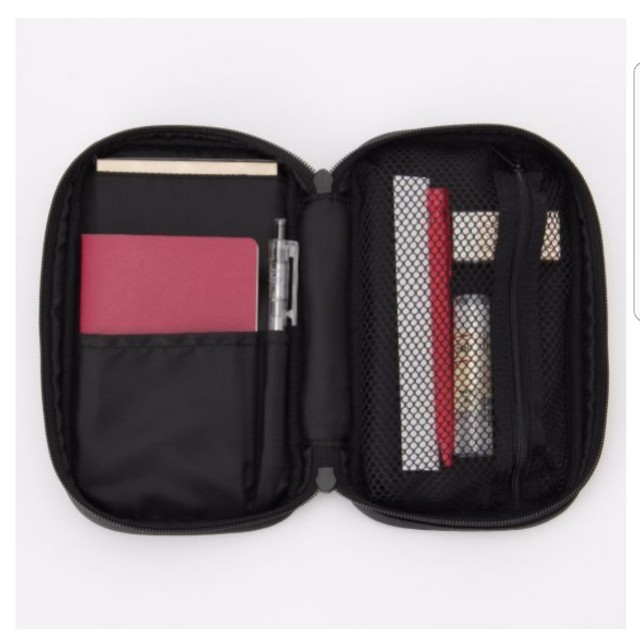Muji Nylon Makeup Pouch Book Type Health Beauty Makeup On Carousell