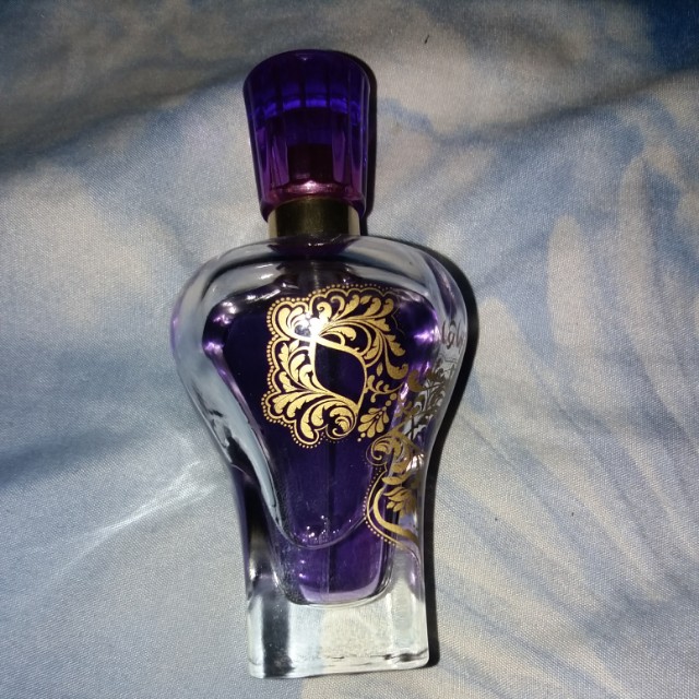 oriflame masquerade perfume