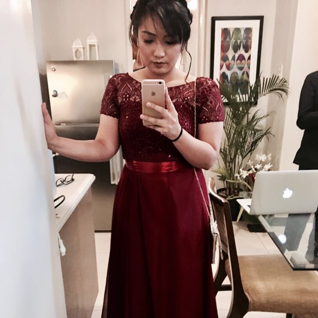 Maroon gown for ninang clearance