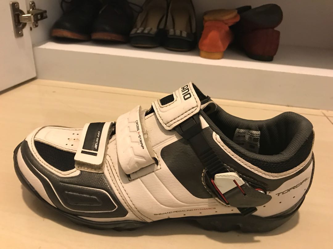 Cycling shoes and pedals combo online