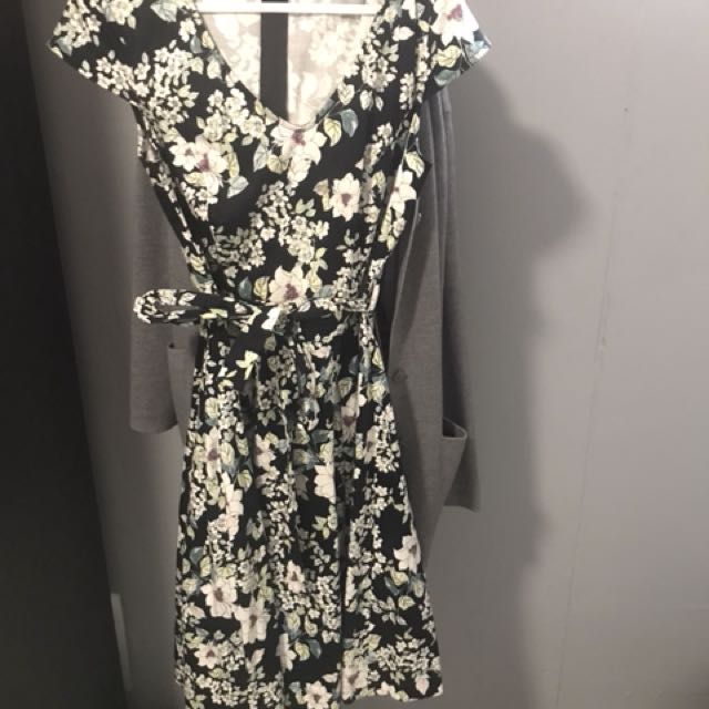 black floral dresses uk