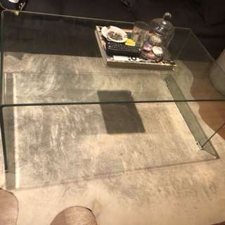 Curved Glass Coffee table