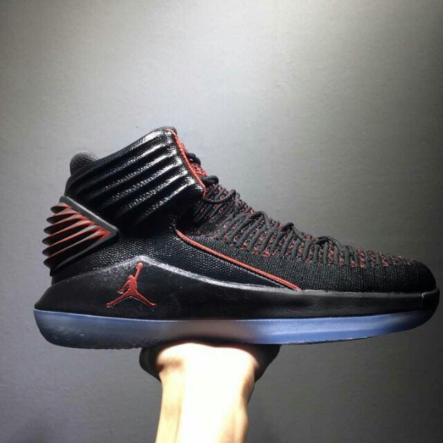 aj32