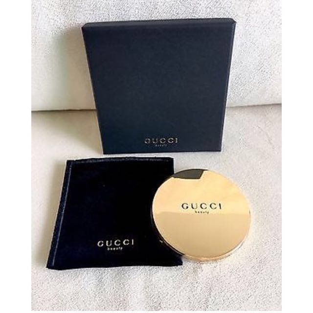 Authentic Gift Gucci Beauty Compact Mirror Gold Barang Mewah Aksesoris Di Carousell Trova una vasta selezione di specchietti gucci per il make up a prezzi vantaggiosi su ebay. authentic gift gucci beauty compact mirror gold
