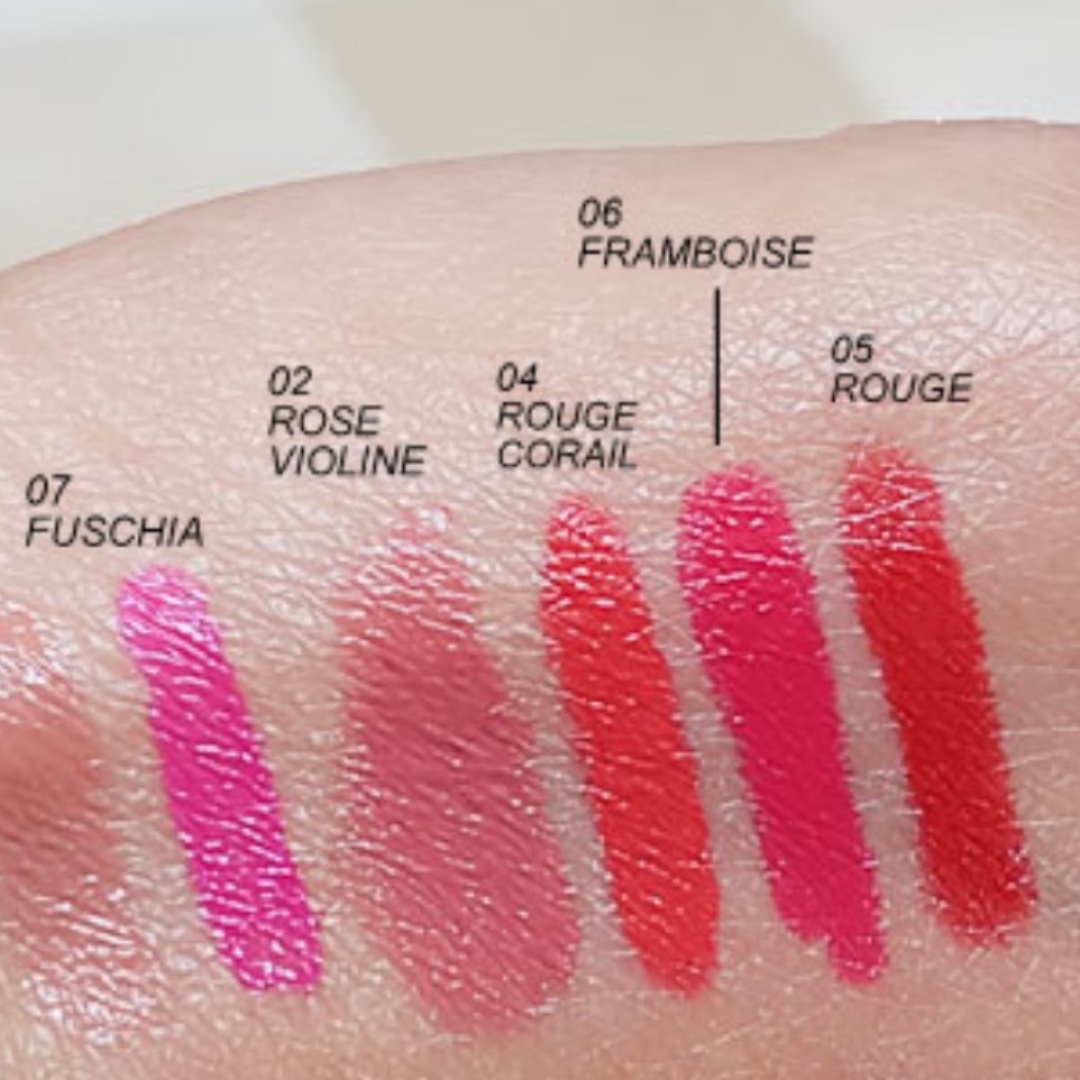 Chanel Le Rouge Crayon de Couleur Review