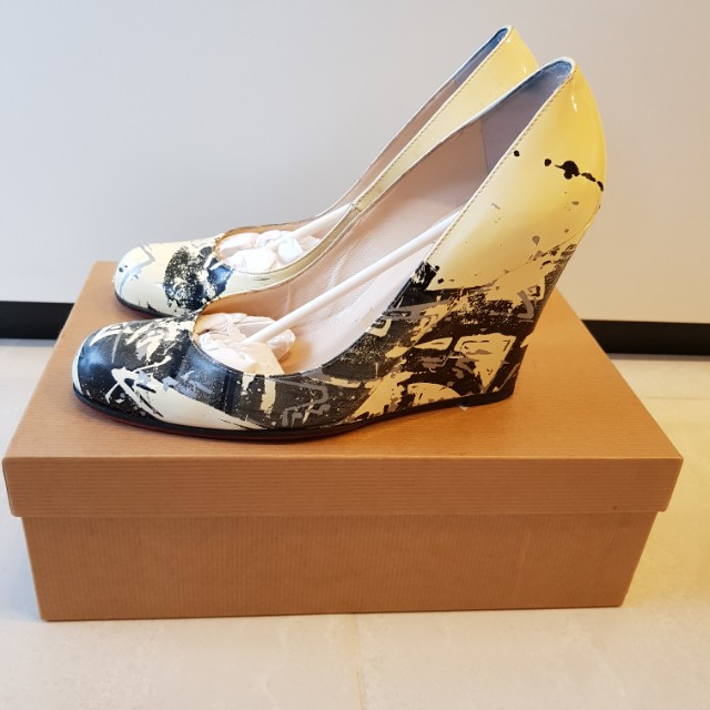 Christian louboutin clearance top sale
