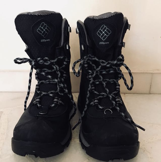 Columbia 200 hotsell grams boots womens