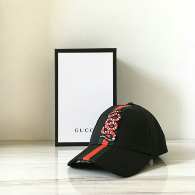 gucci snake hat black