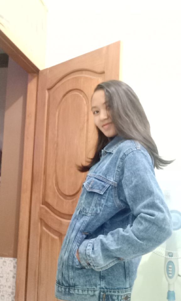 jaket jeans Erigo Rhaposidy Trucker ORI Fesyen Wanita Pakaian Wanita di Carousell