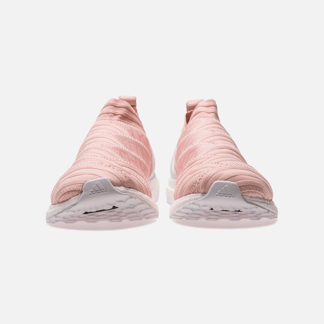 Adidas nemeziz tango 17 shop ultra boost kith flamingos