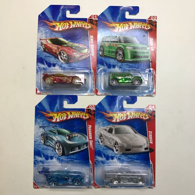 Hot wheels race the world top