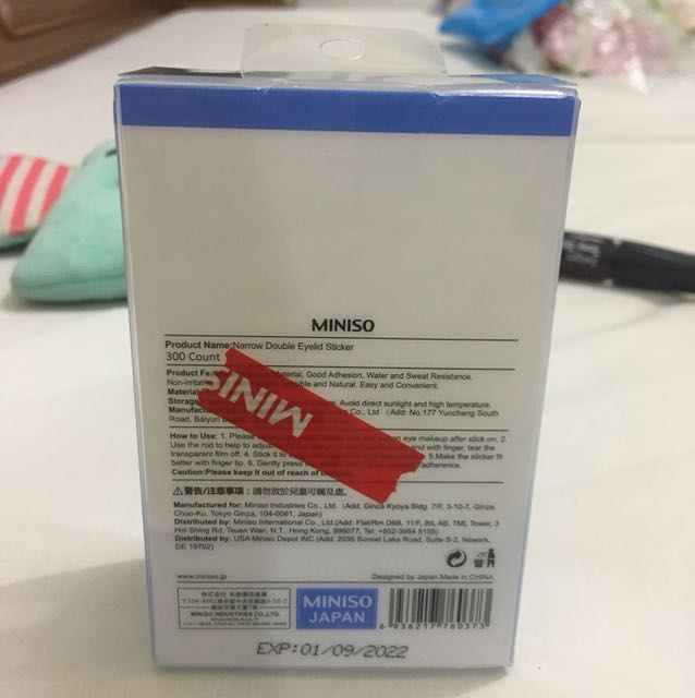 Miniso Double Eyelid Sticker, Kesehatan & Kecantikan, Rias ...