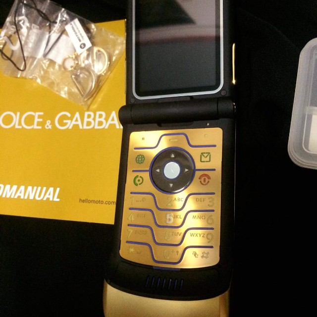 Motorola V3i DOLCE AND GABBANA Limited Edition Complete, Mobile Phones