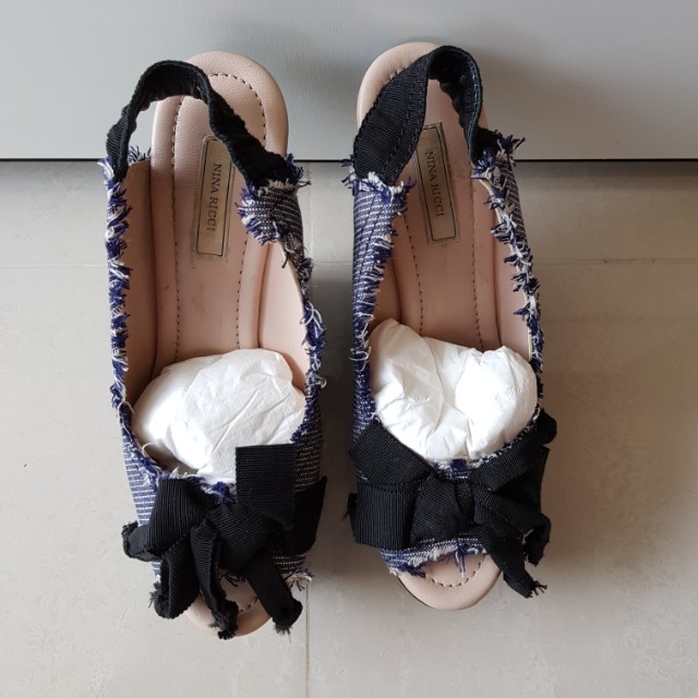 nina clear shoes