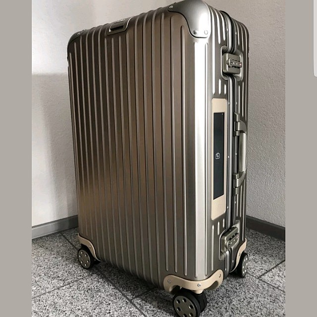 RIMOWA Topas Titanium Multiwheel Electronic Tag Luggage - 67l